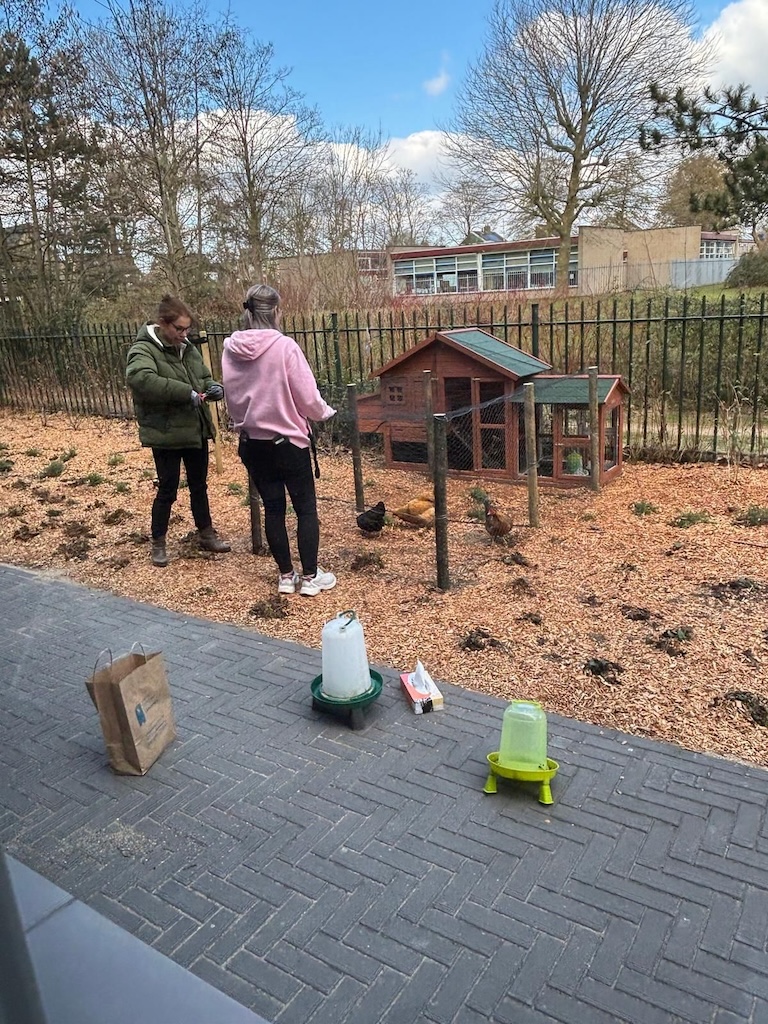 Het verschil maken voor bewoners met dementie - Kleinschalige woonzorg voor ouderen met dementie - Villa Roosenburch - Rozenburg