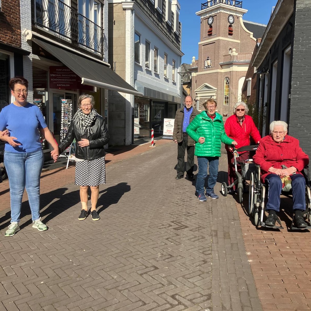 Buiten zijn - meer dan frisse lucht - Villa de Plataan - Hardinxveld-Giessendam - Kleinschalige wonen voor ouderen met dementie